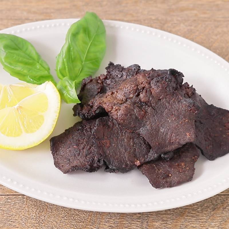 牛タンで作る ガーリックビーフジャーキー 作り方・レシピ クラシル