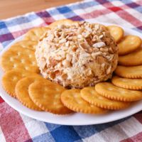 インパクト大!クリームチーズボール