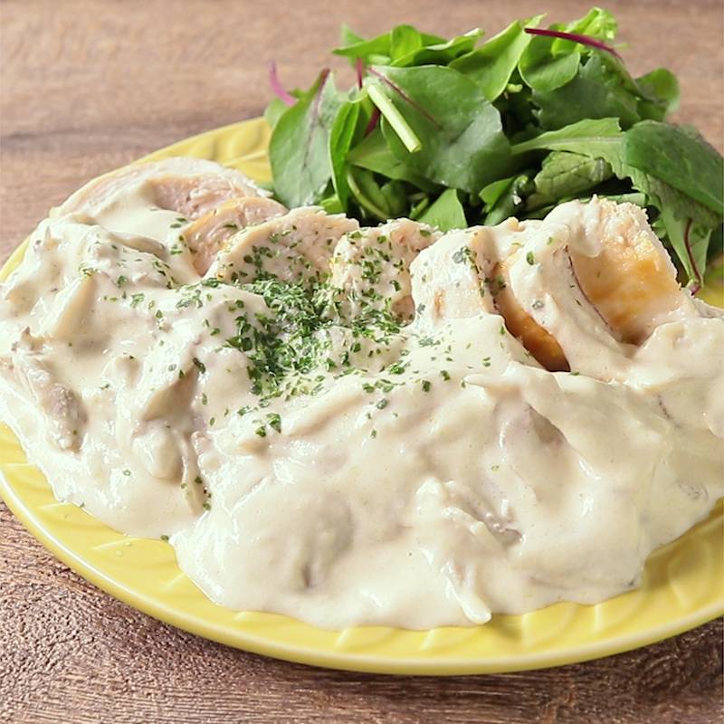 まいたけチーズクリームソースのチキンステーキ 作り方・レシピ クラシル