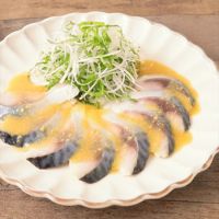 しめ鯖のからし酢味噌ドレッシング