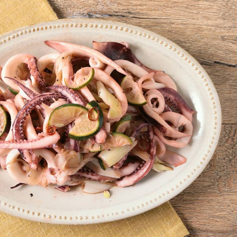 ホタルイカのガーリックバターしょうゆ炒め 作り方 レシピ クラシル