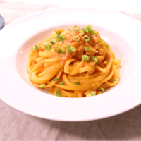 瓶ウニ活用!リングイネで作る大人のウニトマトクリームパスタ