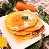 優しい甘さ!にんじんとハチミツのホットケーキ