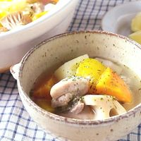 ゴロゴロ野菜とチキンのハーブレモン鍋
