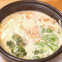 あったかまろやか!鮭のごま豆乳鍋~〆はカルボナーラ~
