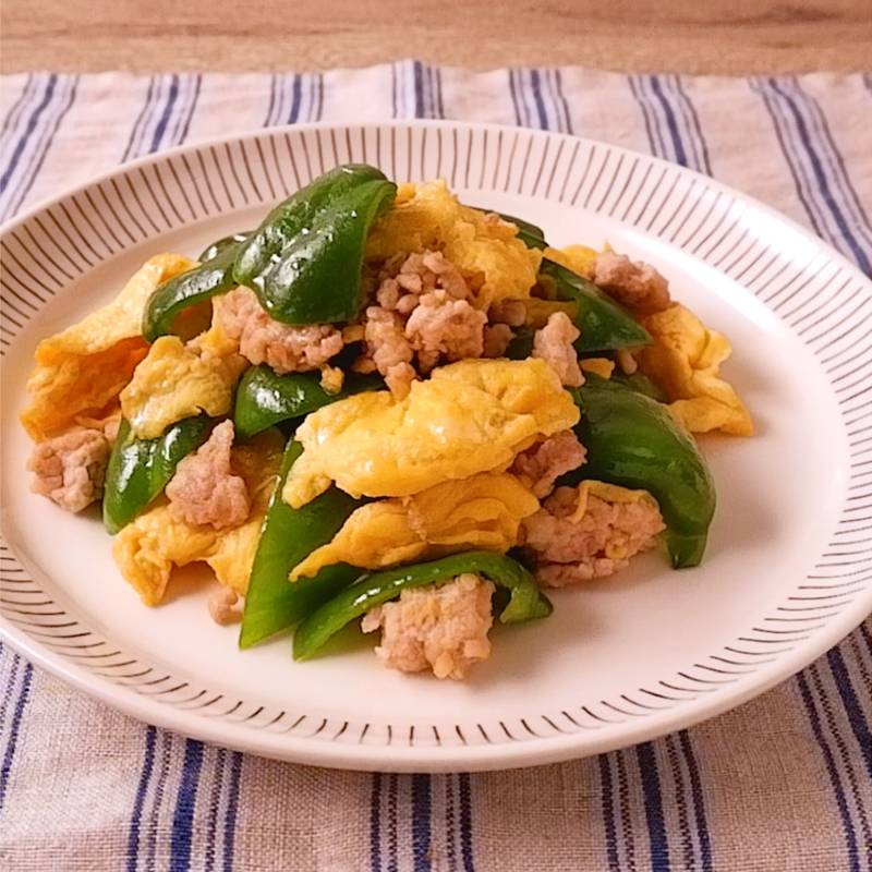 ピーマンと卵のバター醤油炒め 作り方 レシピ クラシル