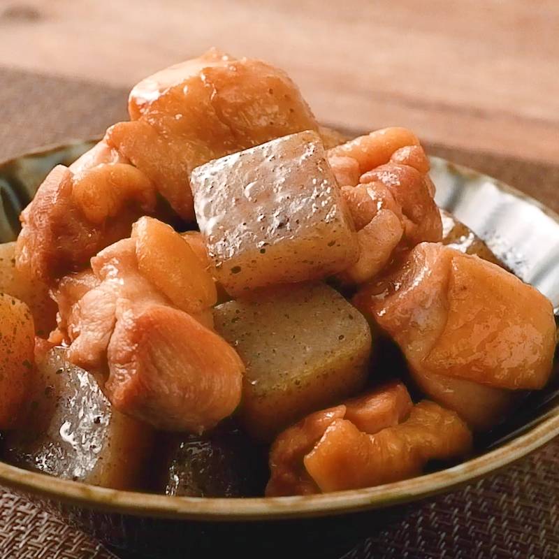 バター香る 里芋とこんにゃくの鶏もも煮 作り方 レシピ クラシル
