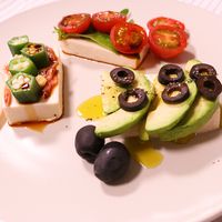 オシャレ見え 豆腐のオープンサンド風