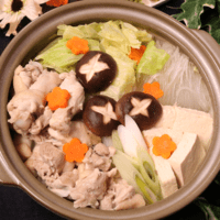 鶏肉しっとり!水炊き鍋