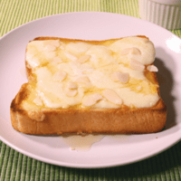 はちみつかけて召し上がれ 贅沢たっぷりダブルチーズトースト