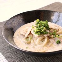 豚肉入り ごまクリームうどん