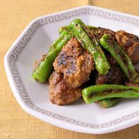 ししとうと鶏レバーのみそ炒め