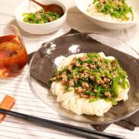 たっぷりピーマンがペロリと食べられる ピーマンそぼろ麺