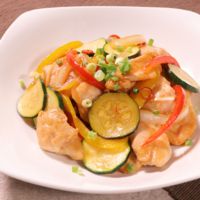 鶏むね肉と夏野菜のさっぱり甘辛炒め