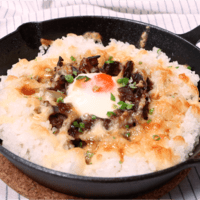 スキレットでお洒落に アレンジ牛丼
