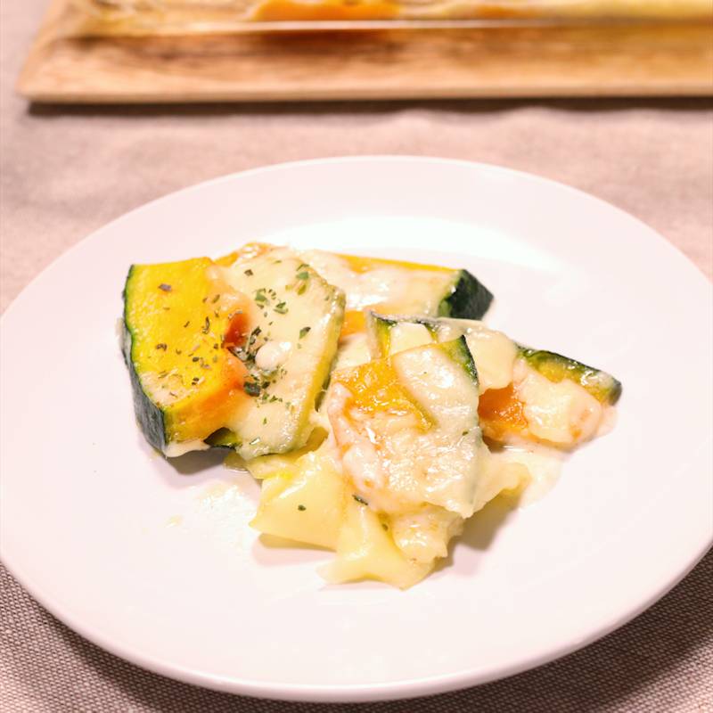 かぼちゃとひき肉のチーズ焼き 作り方 レシピ クラシル