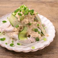 豚肉ときゅうりのしゃぶしゃぶサラダ