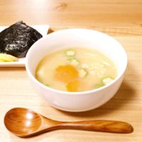 夜食にピッタリ!粘って合格味噌スープ