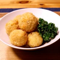 おつまみに!とろーりチーズのタラボール