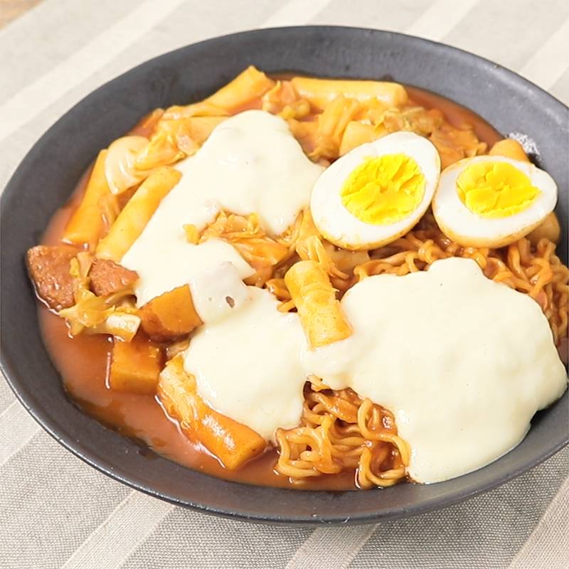 とろとろチーズで チーズラッポッキ 作り方・レシピ クラシル