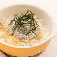 しらすと卵チーズのとろとろごはん