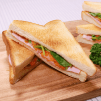 食パンで作る!バインミー風トーストサンドイッチ