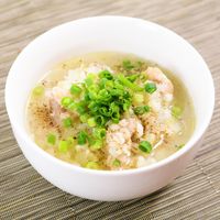 炊飯器で もち麦入りサムゲタン風スープ