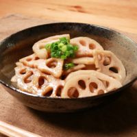 シャキシャキ美味しい!レンコンのガリバタ炒め