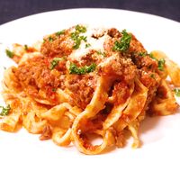 もちもち食感!手打ちフェットチーネでボロネーゼ