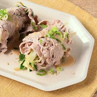 牛肉の冷製巻き