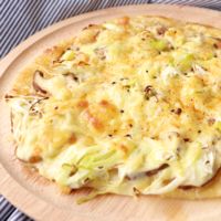 袋で簡単生地作り ねぎたっぷりクリスピーピザ