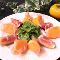 大人の前菜 柿とイチジクのアマレット風味