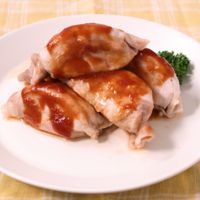 レンジで作るトマトの豚ロース肉巻き