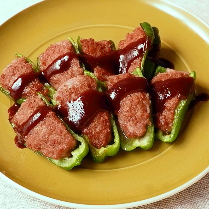 鶏ひき肉のピーマン詰めのレシピ