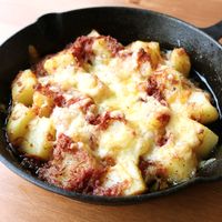 ホクホクじゃがいもとコンビーフのマヨ炒め