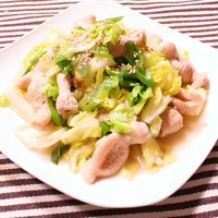 ビールがすすむ!キャベツのごま塩ホルモン炒め