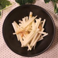 ウドのアンチョビサラダ