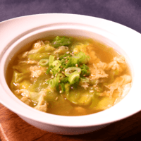 包丁いらず!レタスの卵スープ