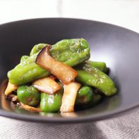 ししとうとエリンギのガーリックバターしょうゆ炒め
