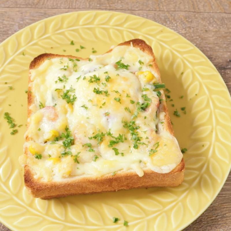 お子様と一緒に楽しく作ろう！ちぎりパン風ピザトースト 作り方