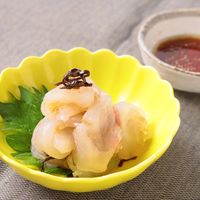 塩昆布で手軽に 鯛の昆布締め風