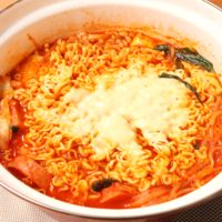 インスタントラーメンで簡単!お家でプデチゲ風