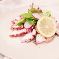 レモン香る たこのカルパッチョ