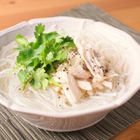 鶏ささみの春雨ヌードル