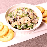 絶品おつまみ!セロリとツナのイタリアンクリームチーズ和え