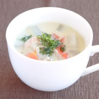 角切り根菜の豆乳スープ