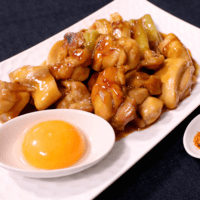 お肉がプリプリ!串なし焼き鳥