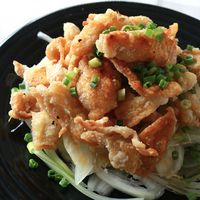 お酒がすすむ カリカリ鶏皮ポン酢