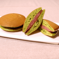 可愛い春色どら焼き