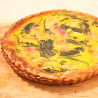 ブルーチーズが決め手 ほうれん草とベーコンのキッシュ